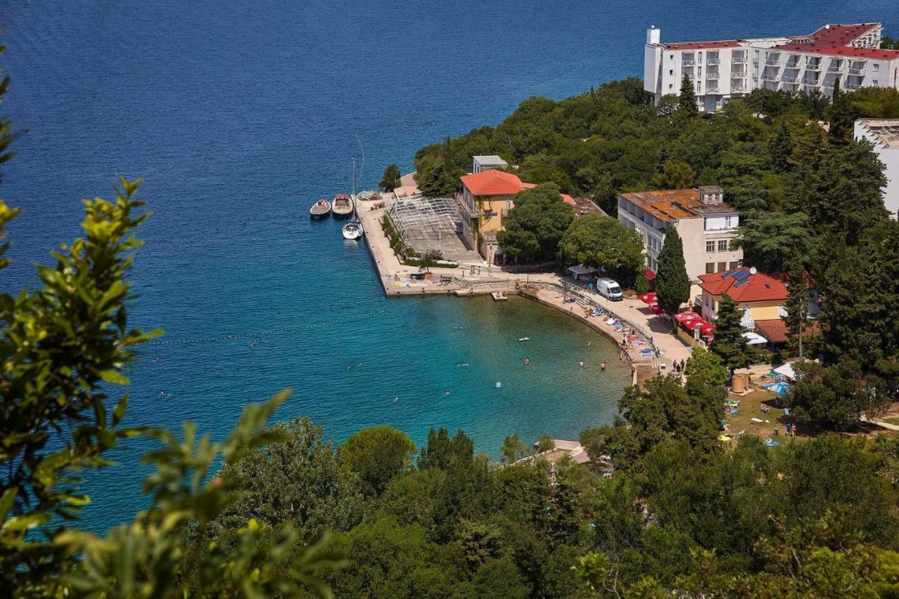 Ferienwohnung Ela I Gabi Omišalj Exterior foto