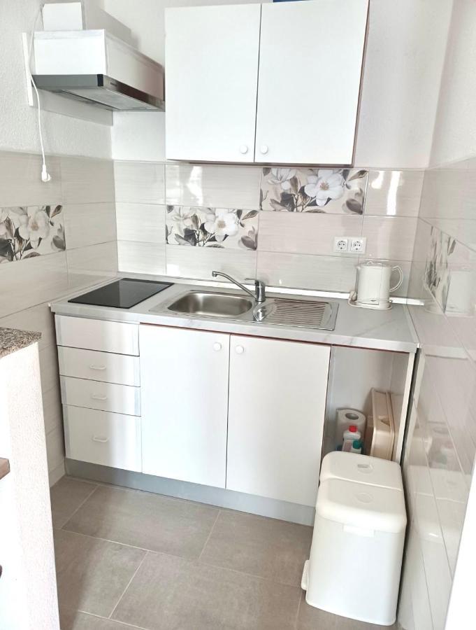 Ferienwohnung Ela I Gabi Omišalj Exterior foto