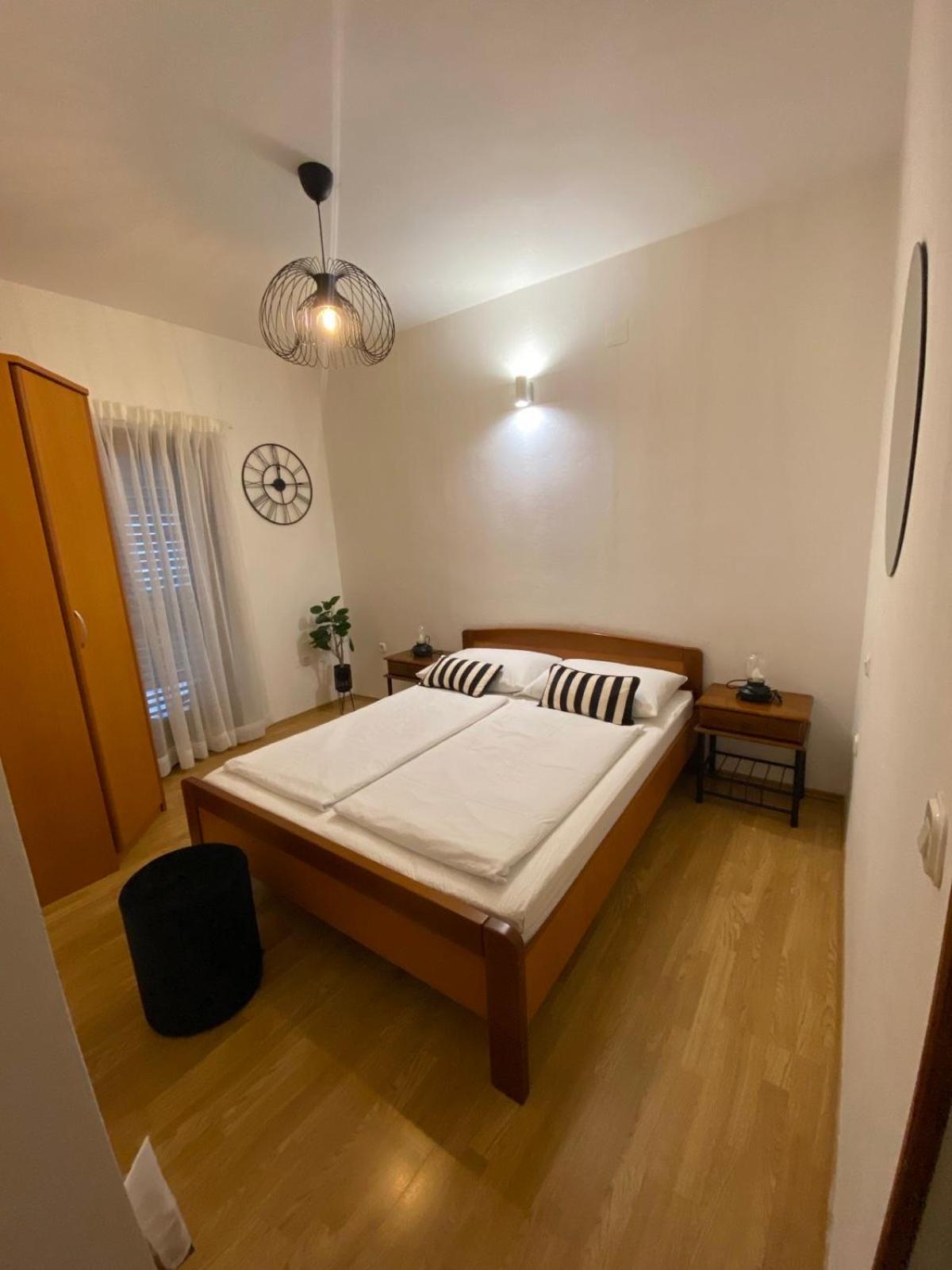 Ferienwohnung Ela I Gabi Omišalj Exterior foto